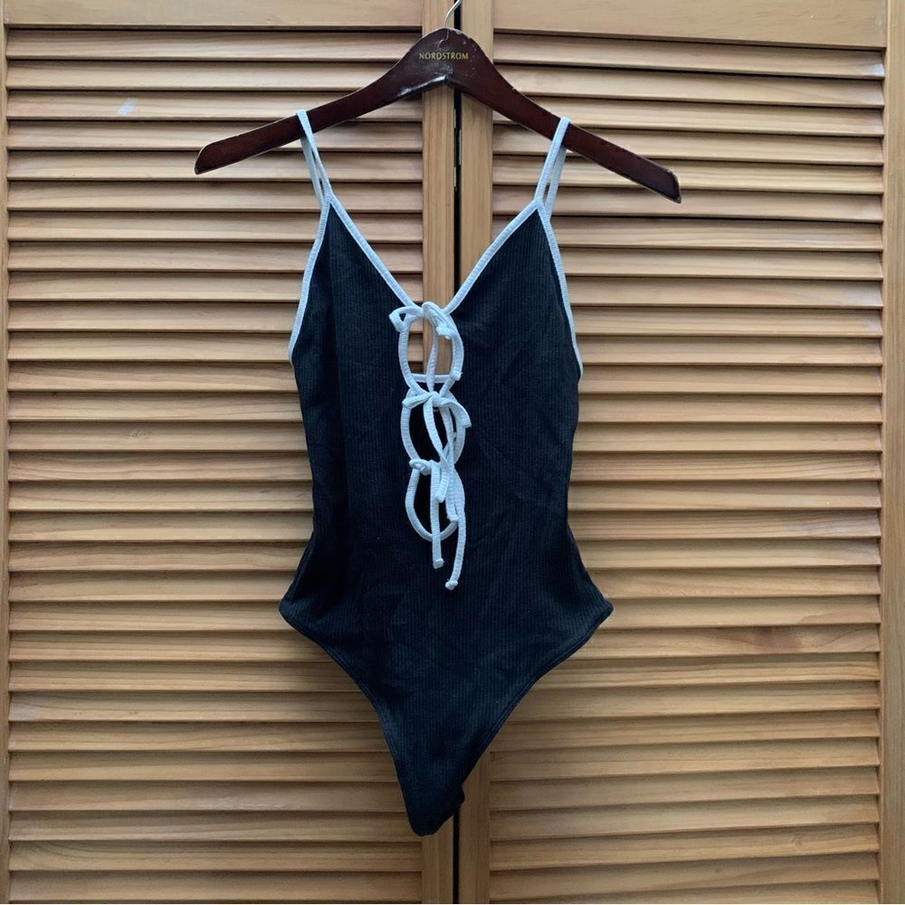 Urban outfitters Ribbed Bodysuit Medium